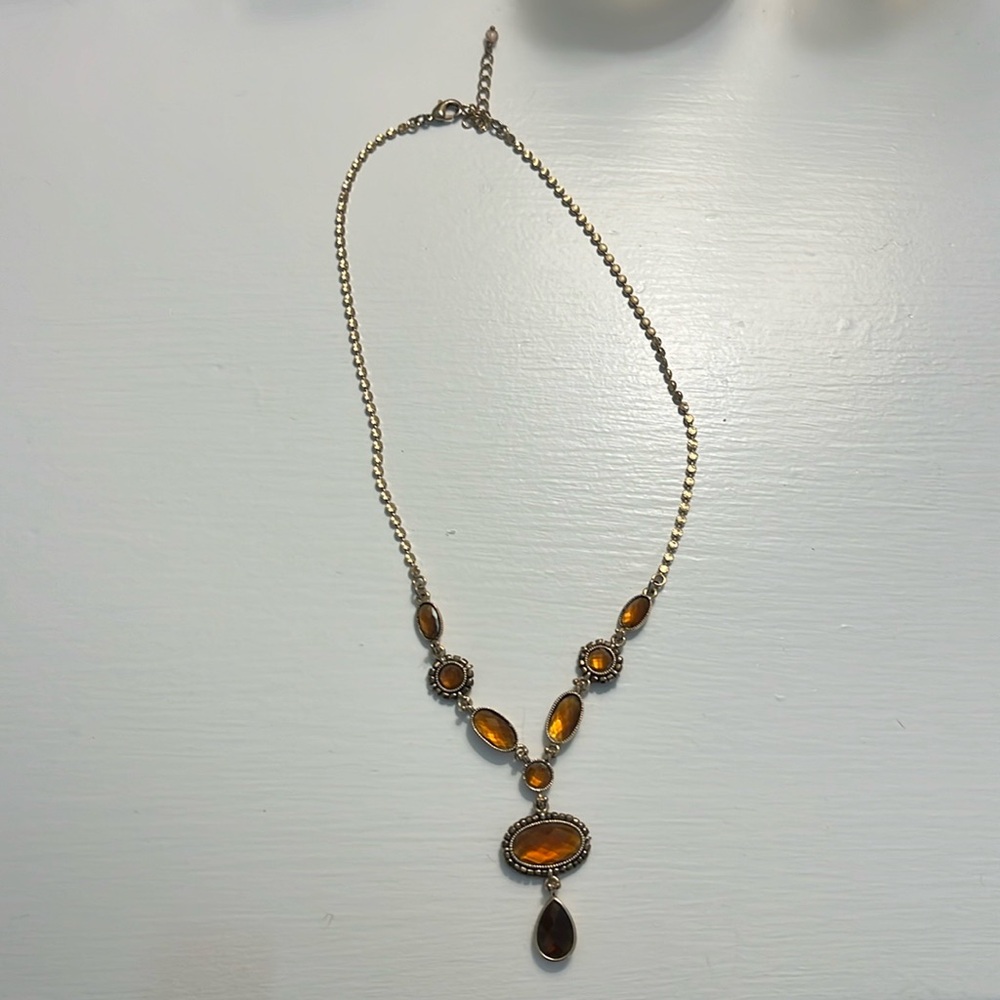 Amber jewel necklace